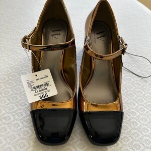 Worthington Black and Gold 8.5M Heels - 15% off bundles !!!!